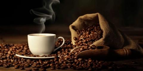 تفسير حلم القهوة في المنام وتفسير حلم صب القهوة